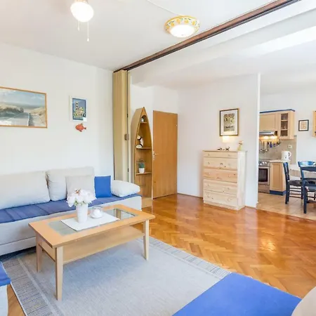 So Hvar So Good! Spacious With Terrace *