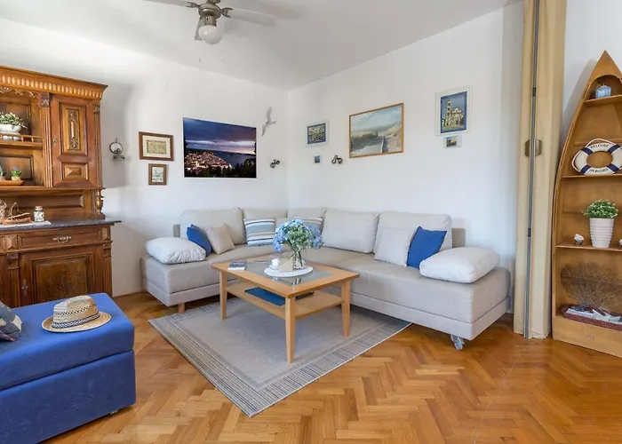 So Hvar So Good! Spacious With Terrace Hvar Town