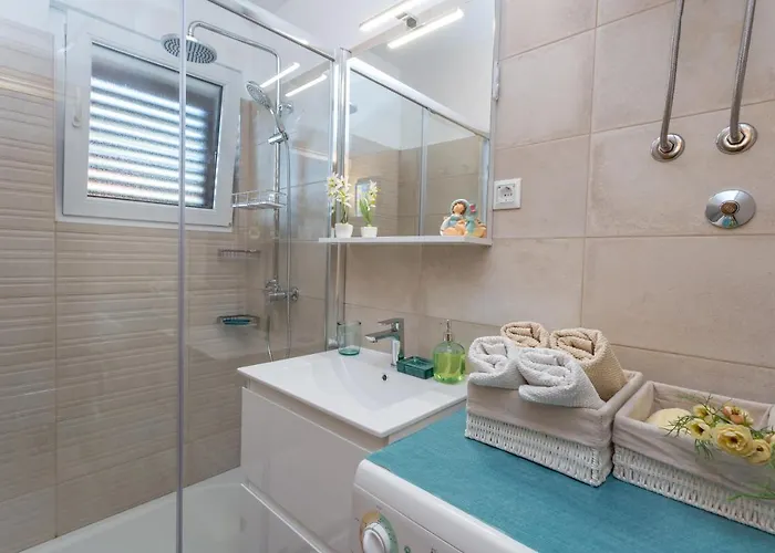 Daire So Hvar So Good! Spacious With Terrace Hvar Town