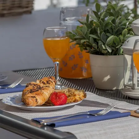 So Hvar So Good! Spacious With Terrace Apartment Hvar Town