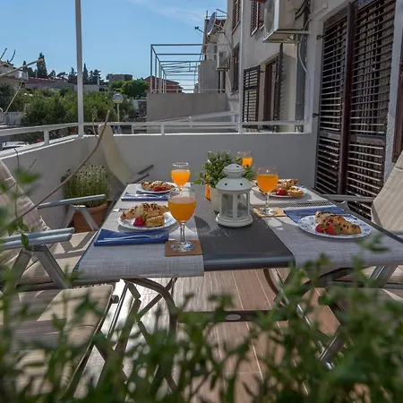 So Hvar So Good! Spacious With Terrace Apartment *