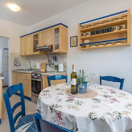 So Hvar So Good! Spacious With Terrace Hvar Town