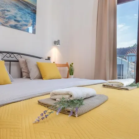 So Hvar So Good! Spacious With Terrace 赫瓦尔