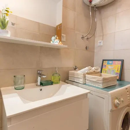 Apartment So Hvar So Good! Spacious With Terrace Hvar Town