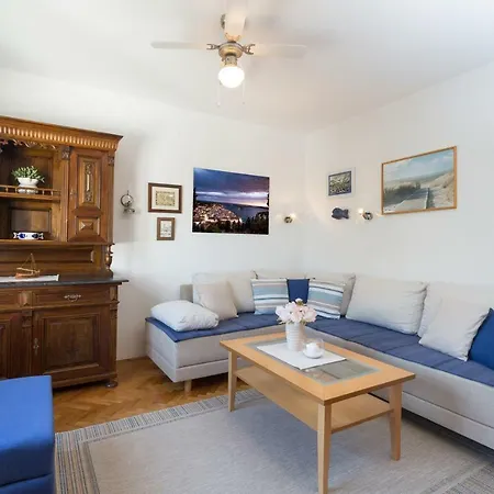 So Hvar So Good! Spacious With Terrace *