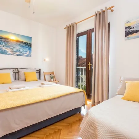 So Hvar So Good! Spacious With Terrace Apartment *
