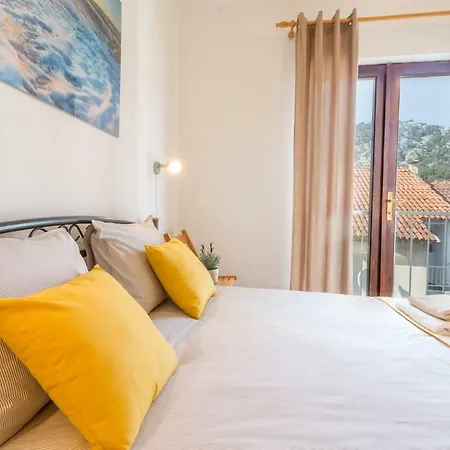 So Hvar So Good! Spacious With Terrace Hvar Town