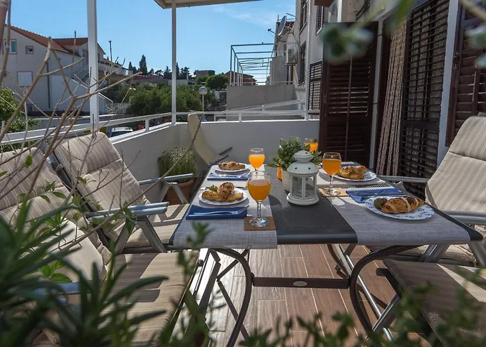 So Hvar So Good! Spacious With Terrace Appartement Hvar Town