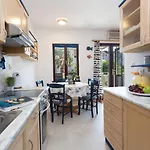 So Hvar So Good! Spacious With Terrace شقة *