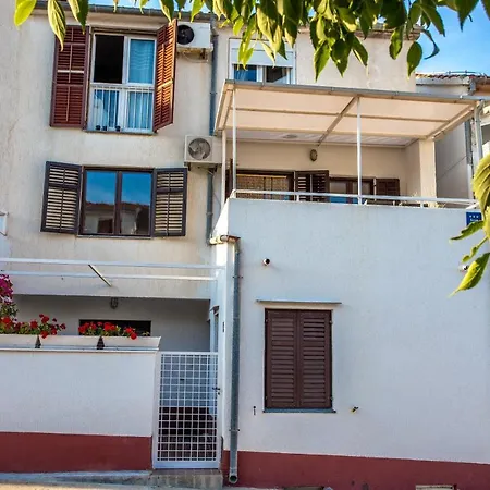 So Hvar So Good! Spacious With Terrace Apartment *