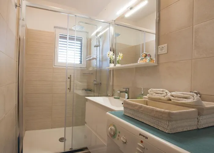 Apartment So Hvar So Good! Spacious With Terrace Hvar Town